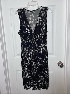 Hail3y:23 Black Floral Sleeveless Faux-Wrap Dress
